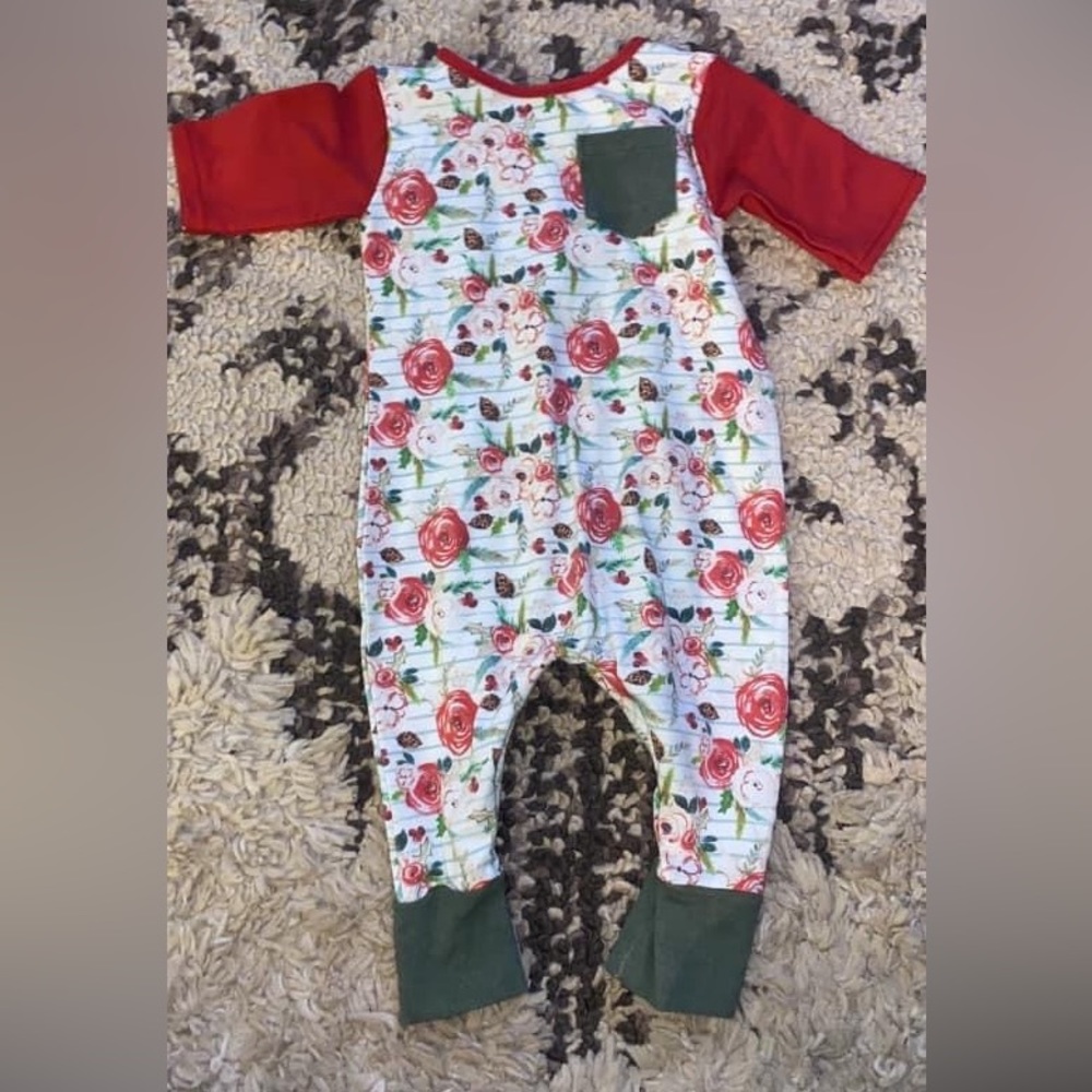Brinklee Ave romper 3-6M